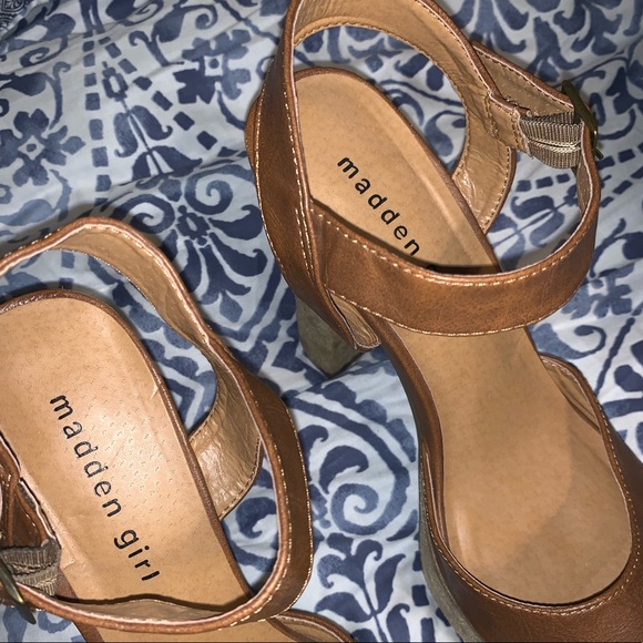 Madden Girl Heeled Platform Sandal Sz 8 - Picture 5 of 5